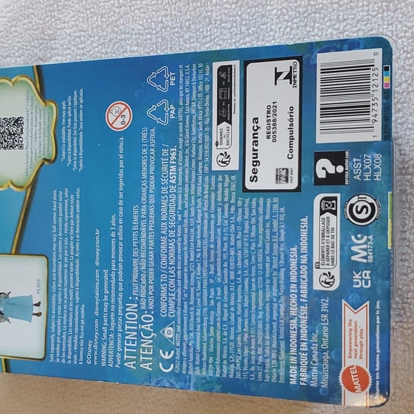 Disney The Little Mermaid Ariel Fashion Doll with Signature Outfit Halle Bailey - Picture 6 of 6